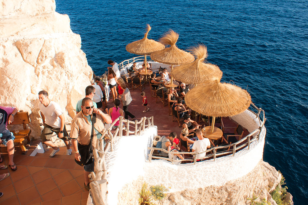 Minorque : la grotte de Cova d'En Xoroi