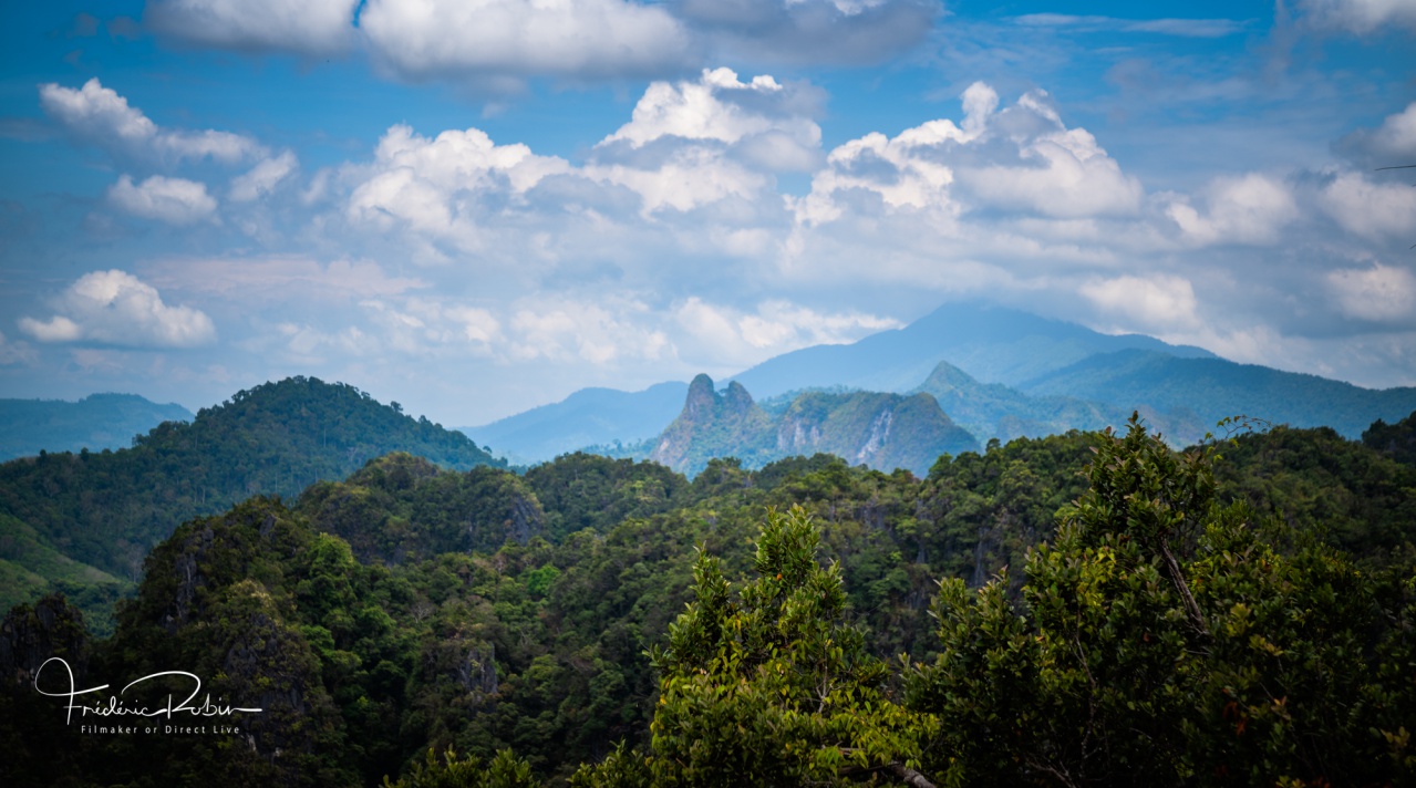 Vue du Tiger Cave Temple (Wat Tham Suea) Vue du Tiger Cave Temple (Wat Tham Suea)