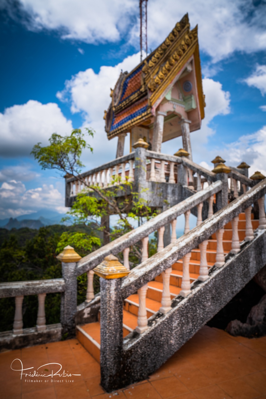 Tiger Cave Temple (Wat Tham Suea) Tiger Cave Temple (Wat Tham Suea)