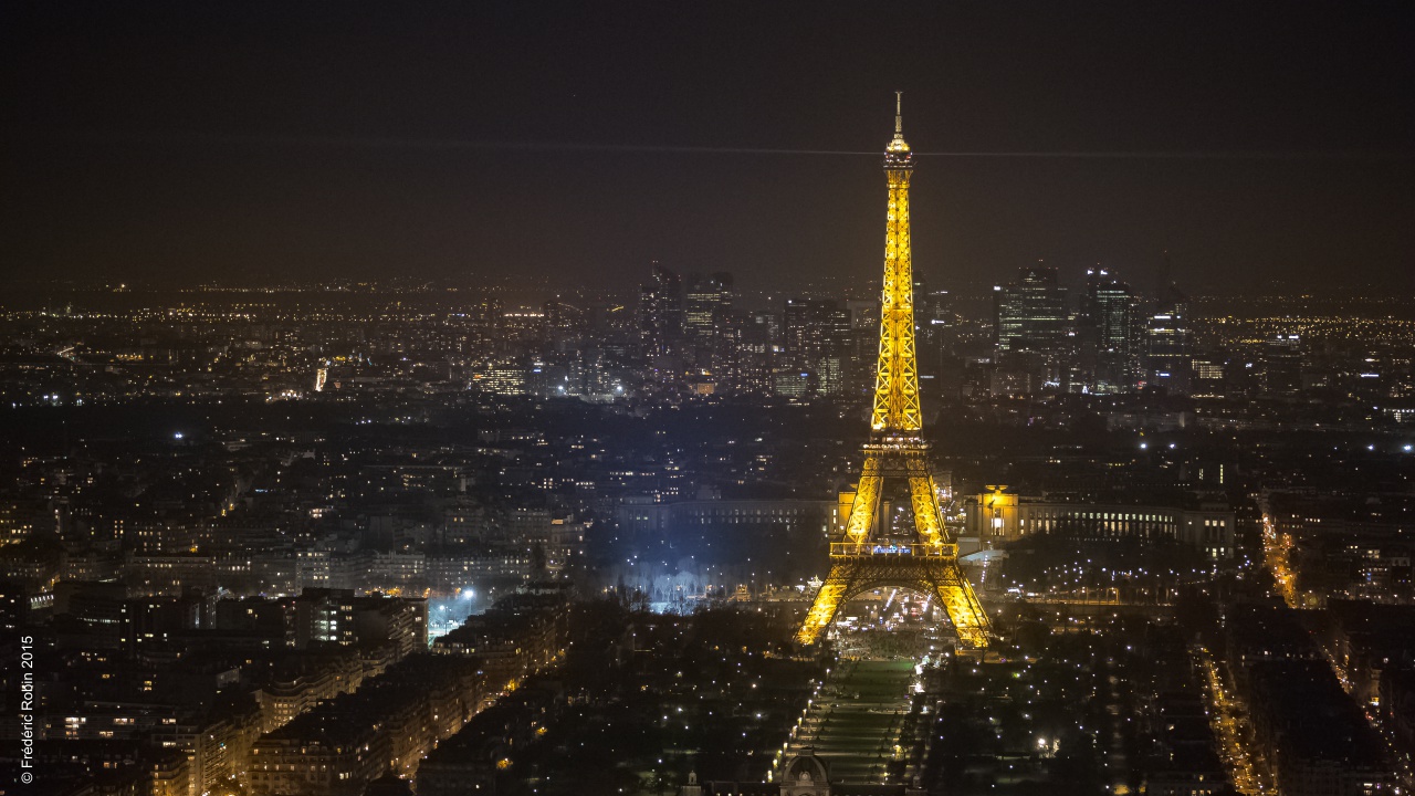 La dame de fer vue d'en haut