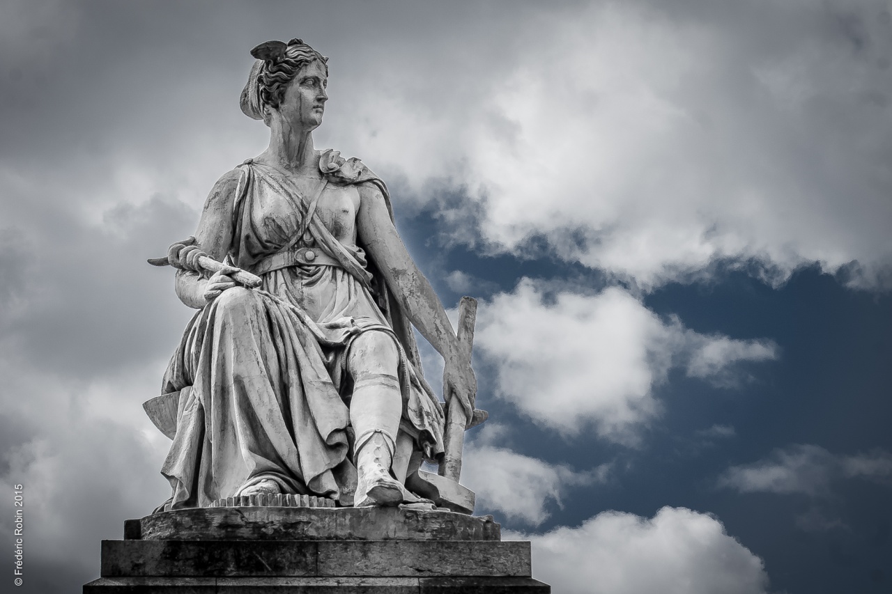 Statues Paris 2015-12 Statues Paris 2015-12